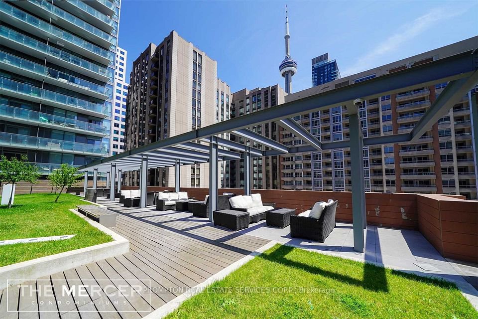 2 Bedroom Apartment for Rent - 8 Mercer St, Toronto, ON 2