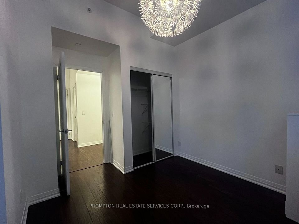 2 Bedroom Apartment for Rent - 8 Mercer St, Toronto, ON 4