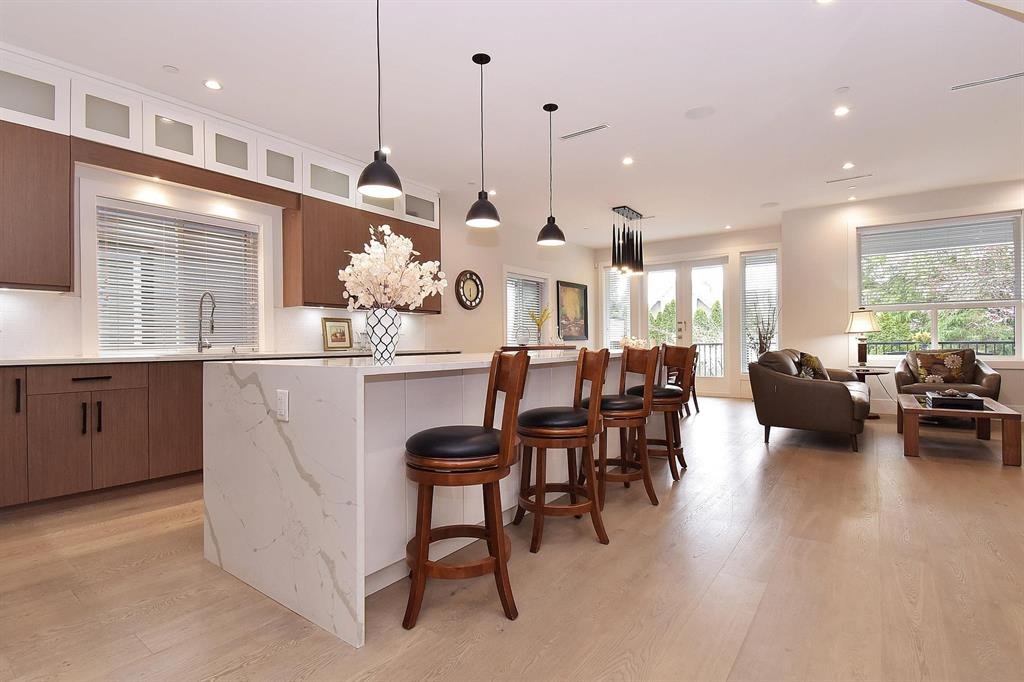 3 Bedroom House for Rent - Russell Ave, White Rock, BC 2