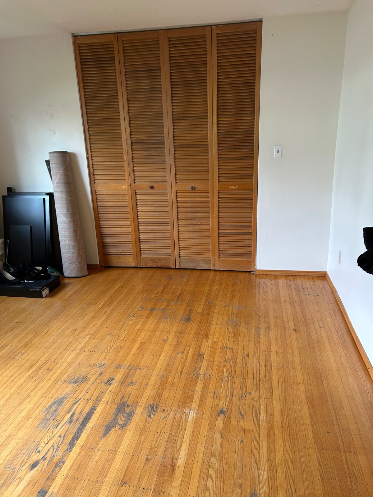 Studio Apartment for Rent - 2747 Alder St, Vancouver, BC 4