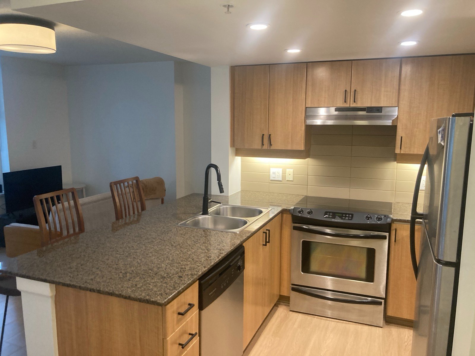 2 Bedroom Apartment for Rent - 9262 University Crescent, Burnaby, BC 4