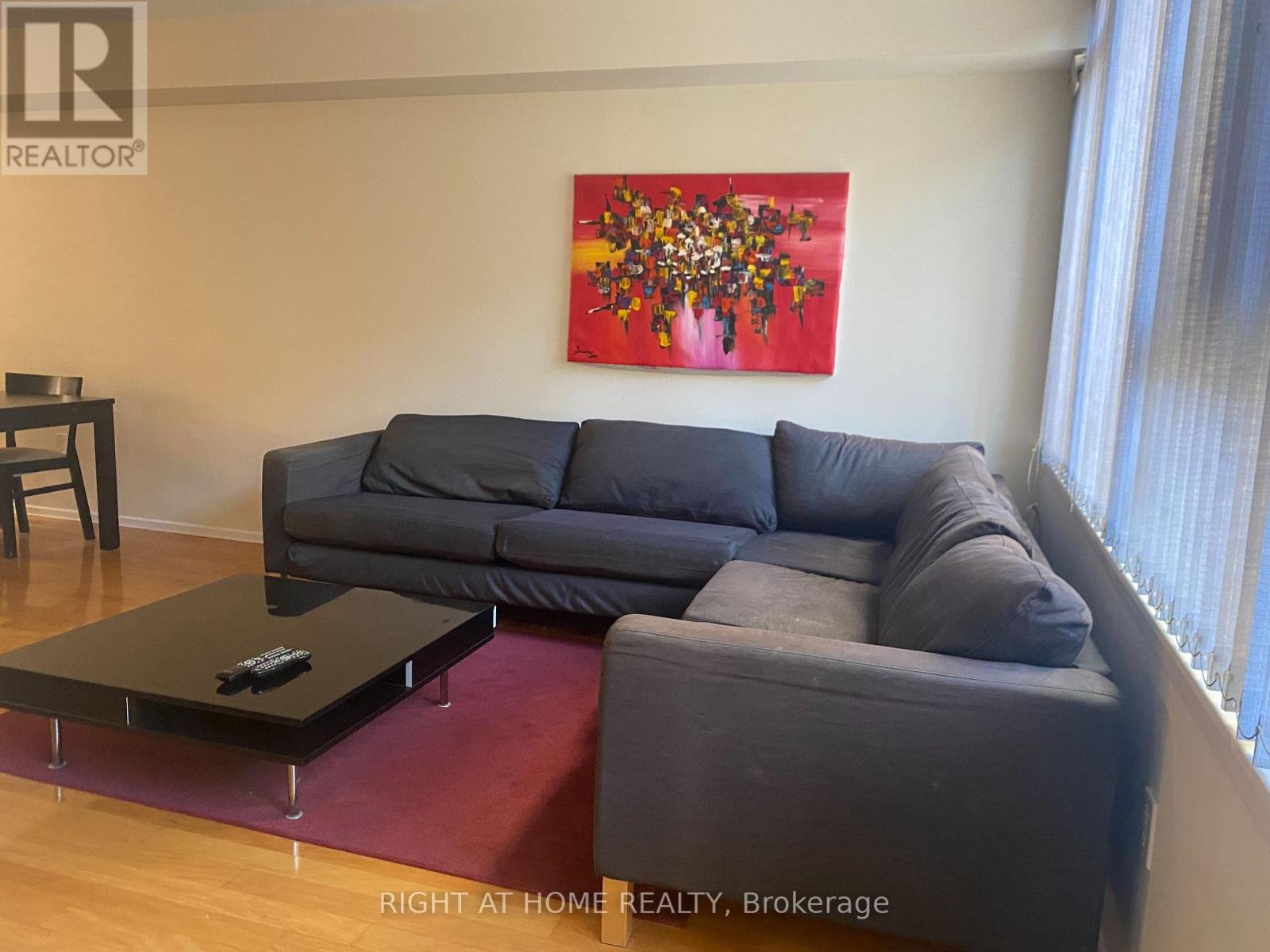 2 Bedroom Apartment for Rent - 45 Carlton St, Toronto, ON 4