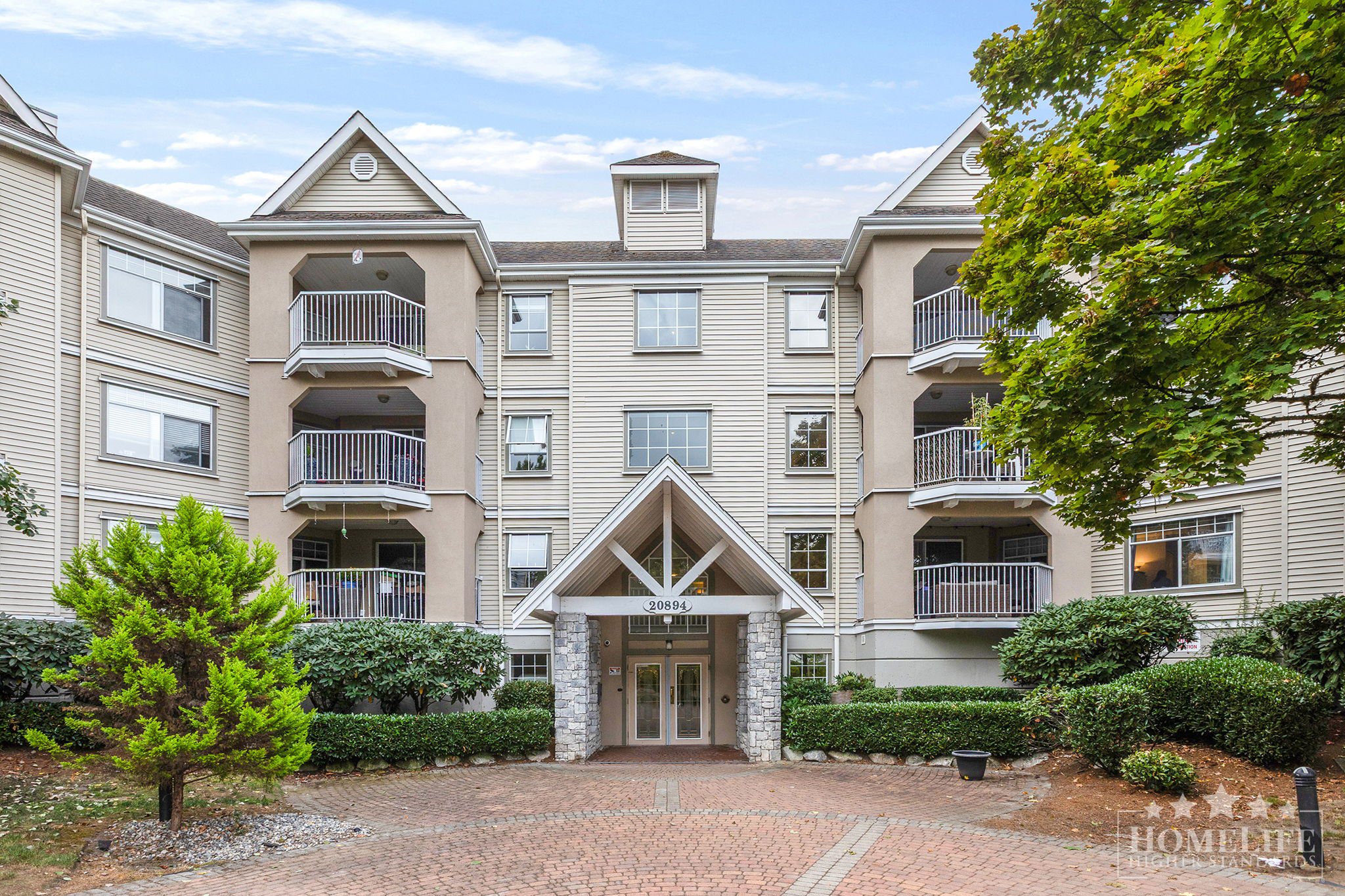2 Bedroom Apartment for Rent - 20894 57 Ave, Langley, BC 2