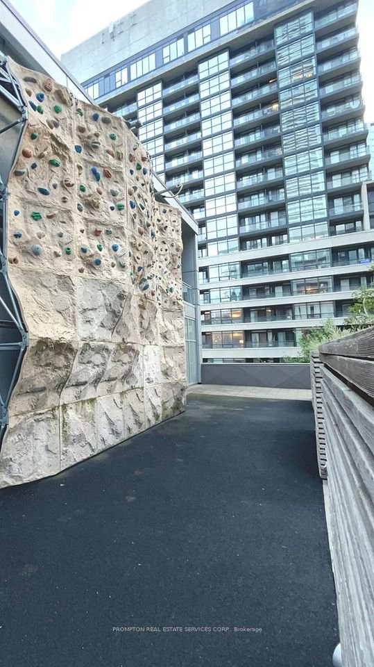2 Bedroom Apartment for Rent - 25 Telegram Mews, Toronto, ON 2