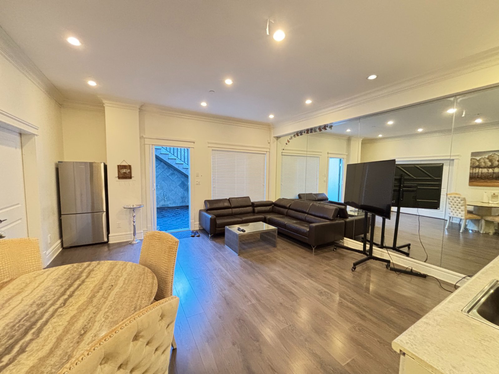 2 Bedroom Basement Suite for Rent - 7260 Angus Dr, Vancouver, BC 3