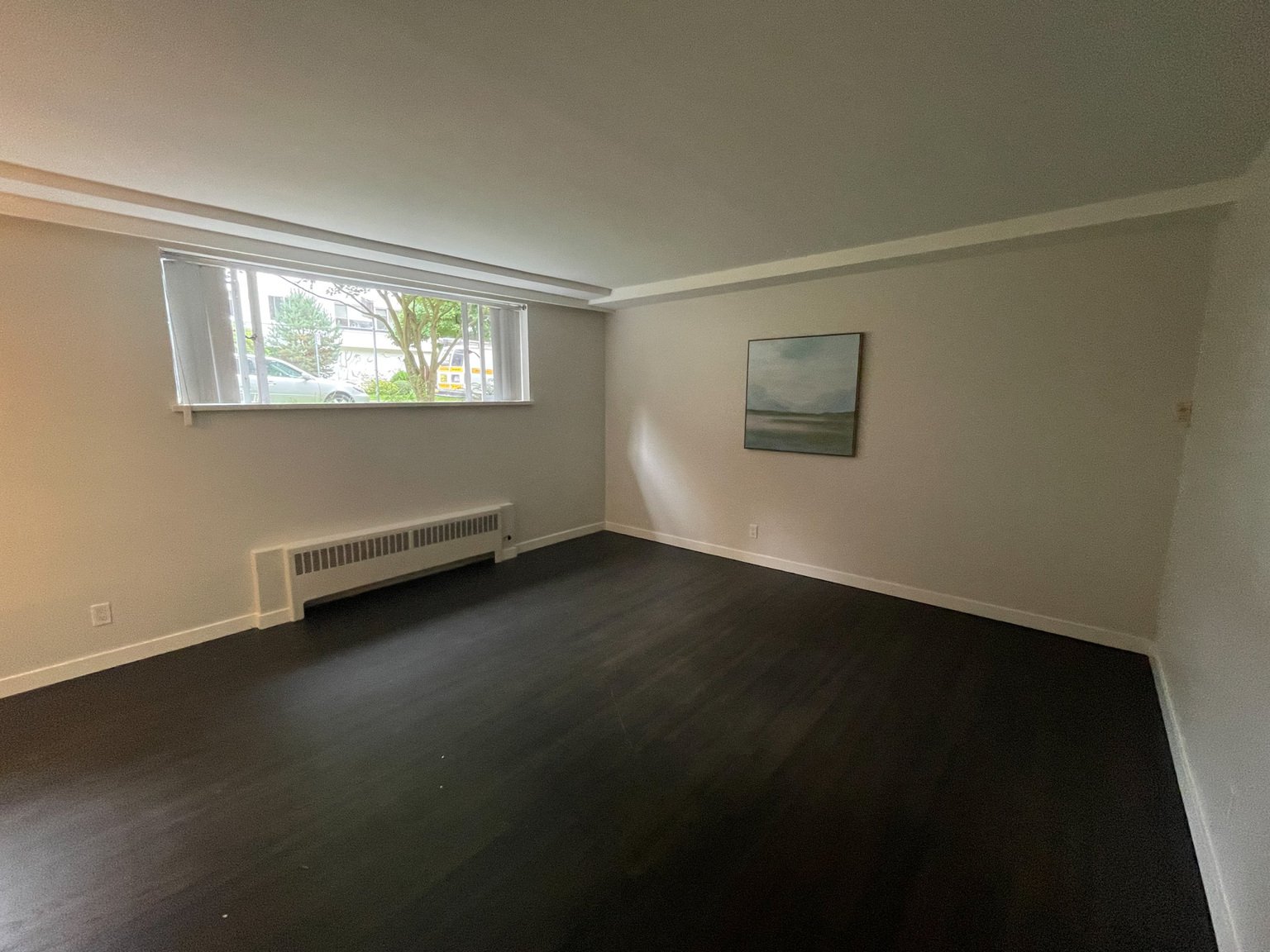 Studio Apartment for Rent - 2054 Comox St, Vancouver, BC 3