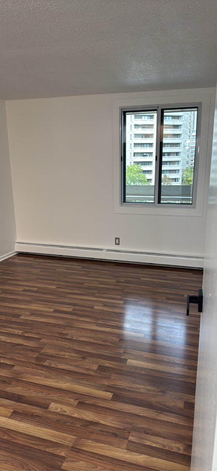2 Bedroom Apartment for Rent - 1171 Ambleside Dr, Ottawa, ON 5