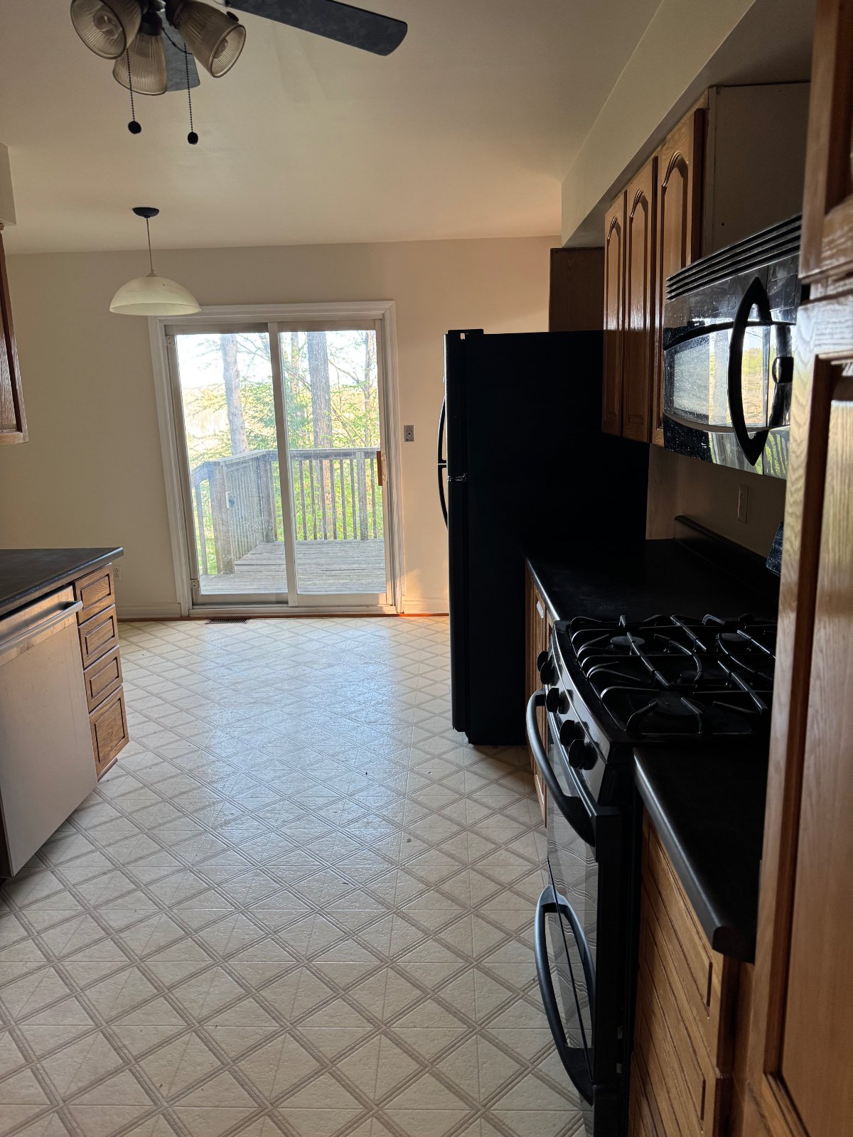 Room in House for Rent - 2695 Old Barrie Rd E, Oro-Medonte, ON 2