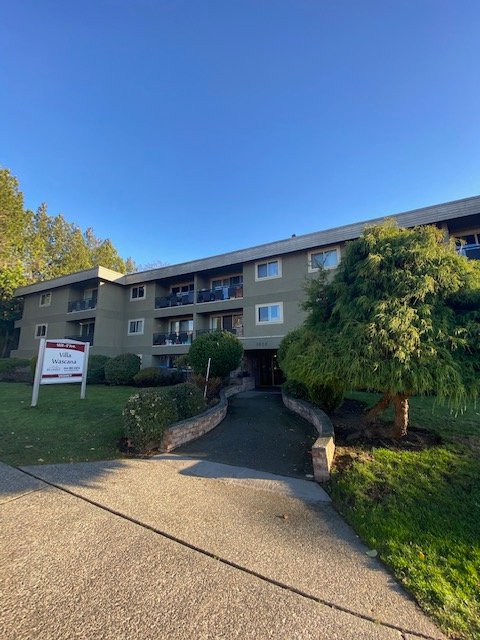Studio Apartment for Rent - 1020 6th Ave, New Westminster, BC 2