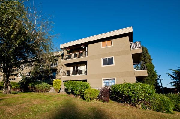Studio Apartment for Rent - 1020 6th Ave, New Westminster, BC 5