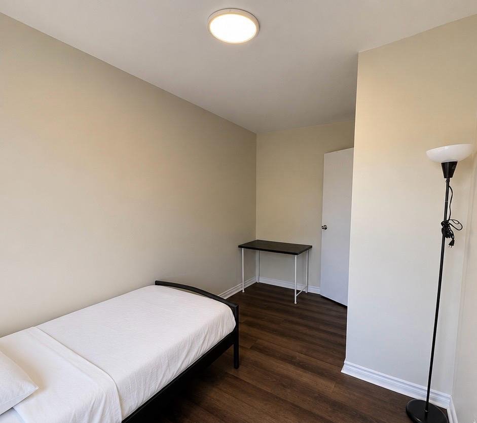 Room in Apartment for Rent - 5412 North St, Halifax, NS 2