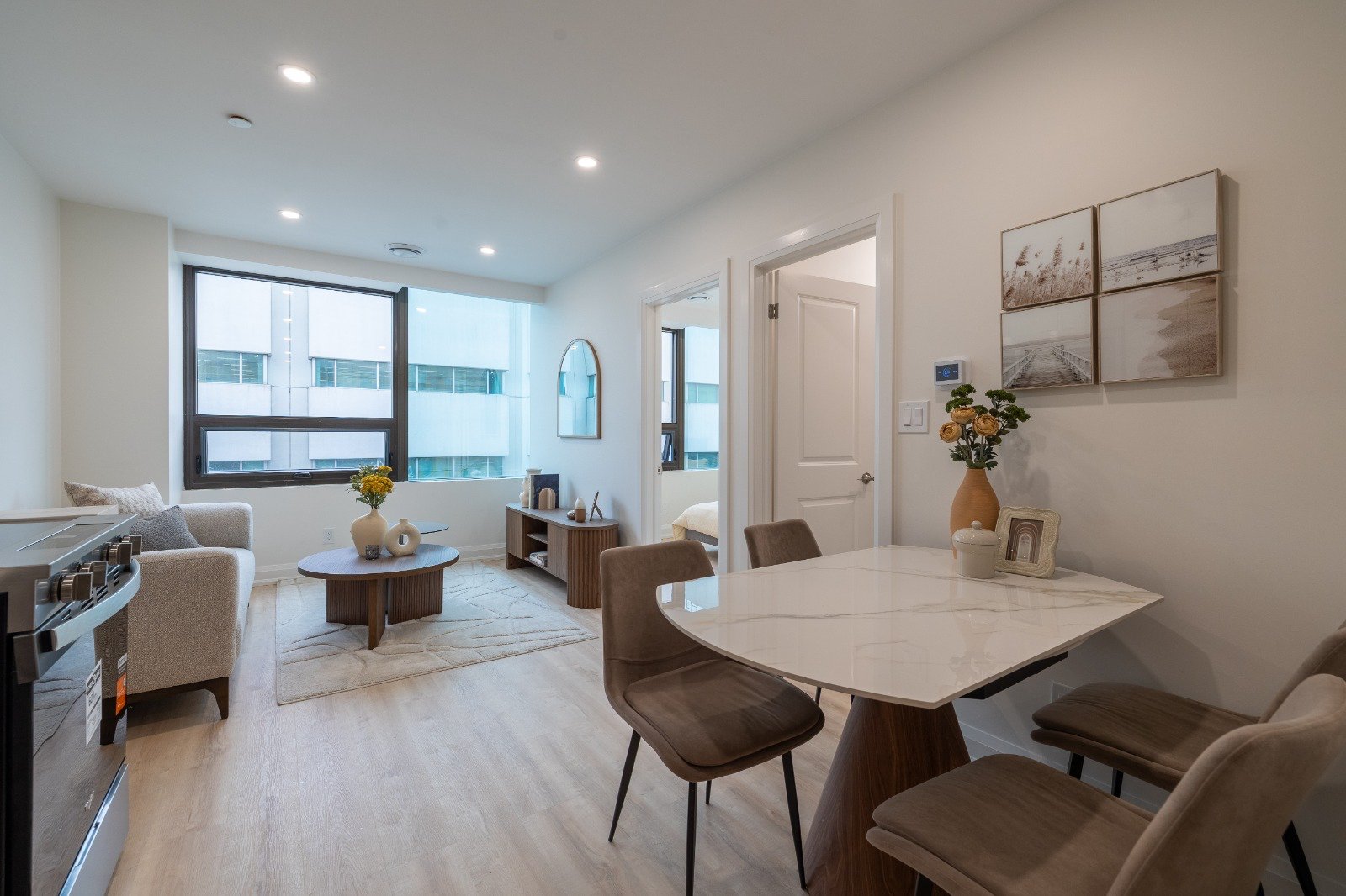 2 Bedroom Apartment for Rent - 40 King St W, Oshawa, ON 4