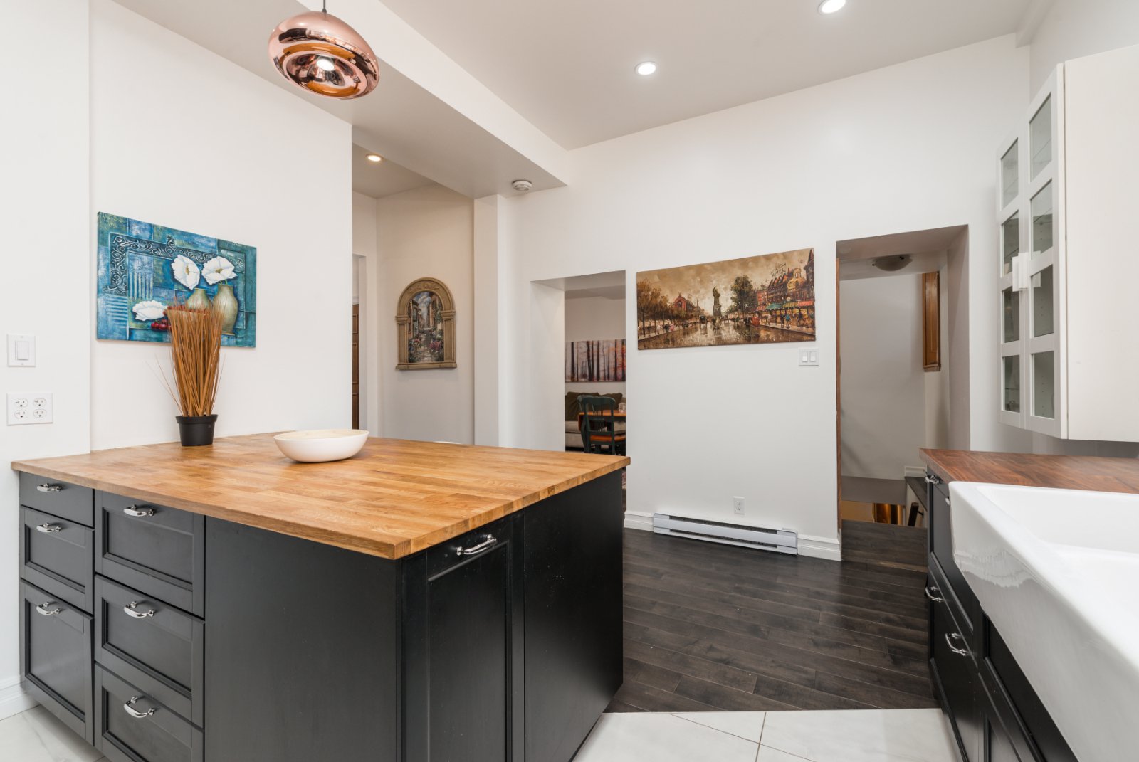 2 Bedroom Apartment for Rent - 3532 Avenue McGregor, Montréal, QC 3