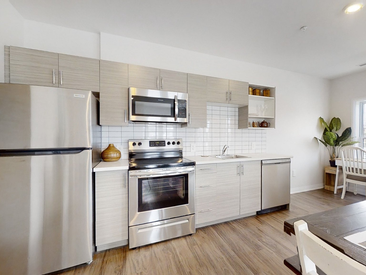 2 Bedroom Apartment for Rent - 233 Dunlop St W, Barrie, ON 3
