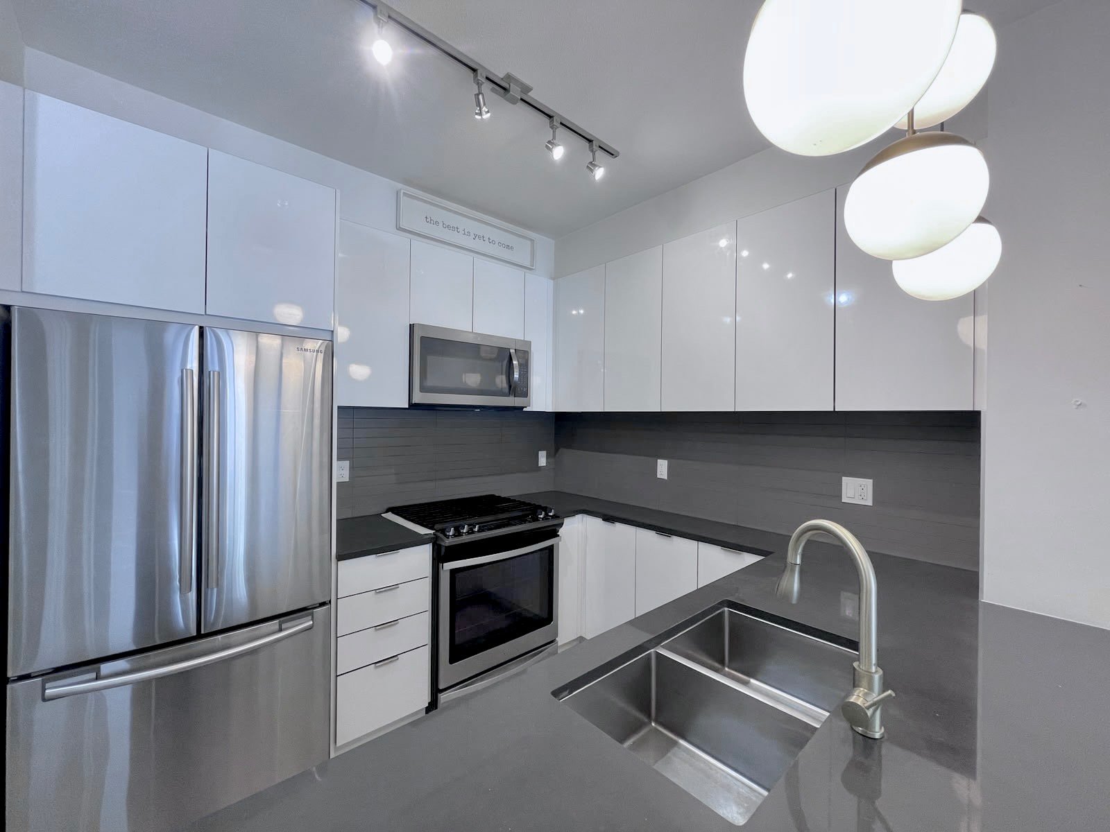 2 Bedroom Apartment for Rent - 15137 33 Ave, Surrey, BC 4