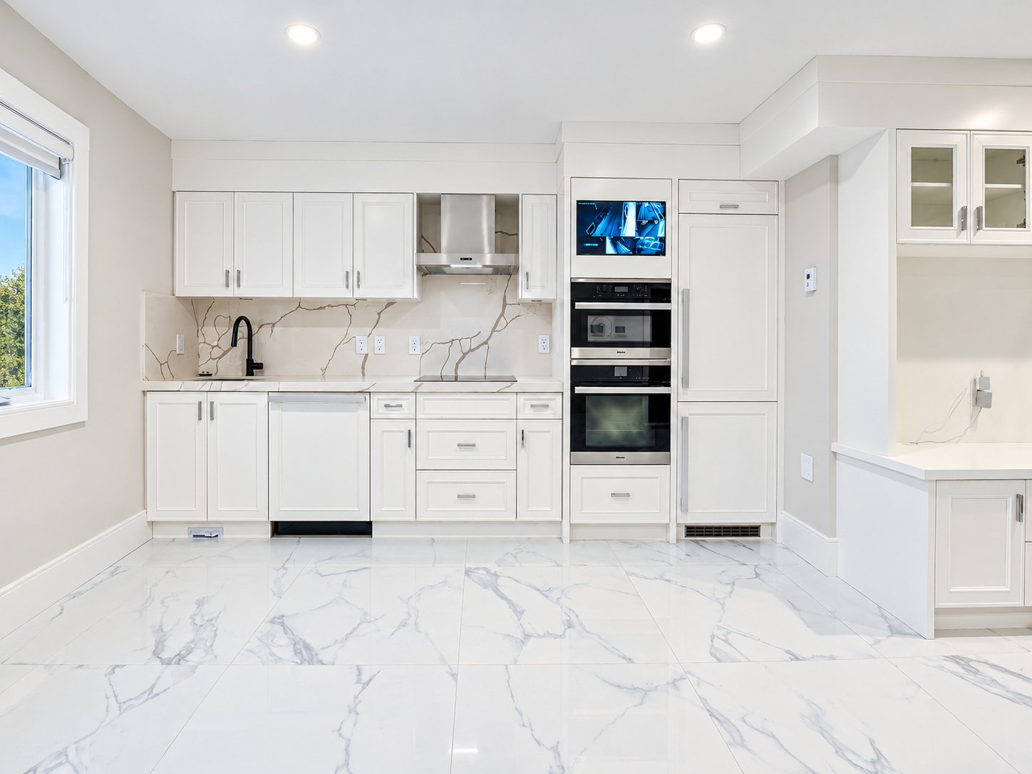 2 Bedroom House for Rent - 125 W 46th Ave, Vancouver, BC 3