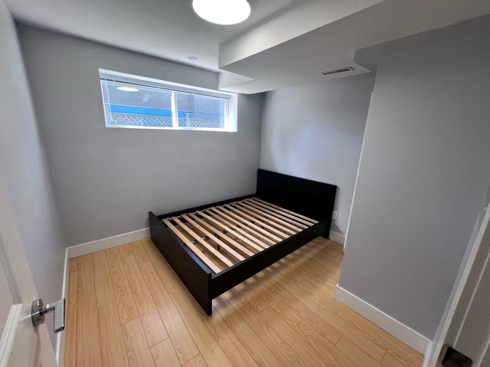 Room in House for Rent - Boundary Rd, Burnaby, BC 5