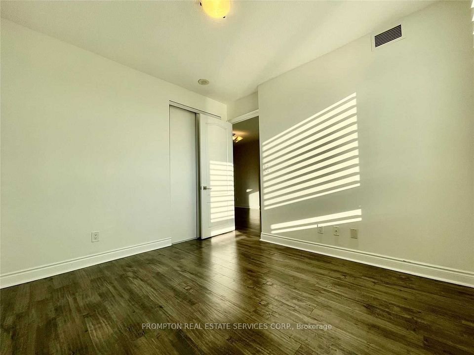2 Bedroom Apartment for Rent - 60 South Town Centre Blvd, Markham, ON 2