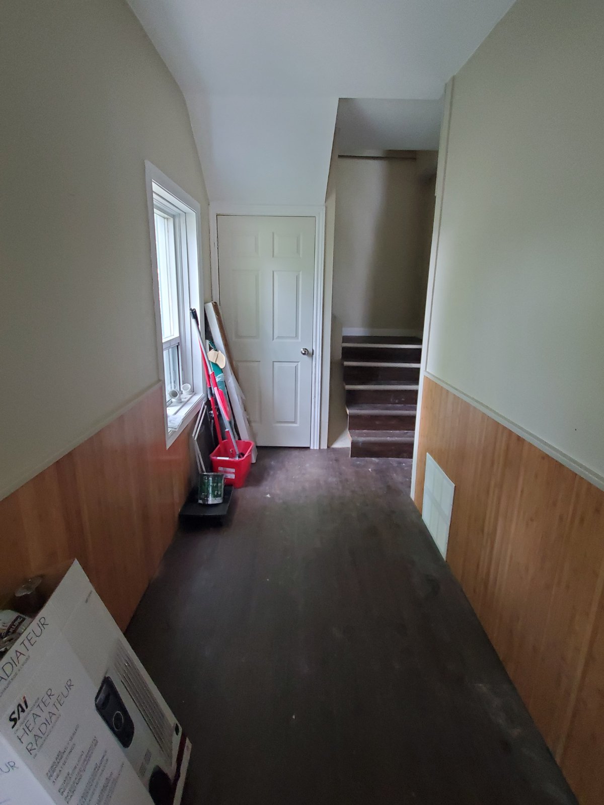 2 Bedroom Apartment for Rent - 433 Metcalf St, Tweed, ON 2