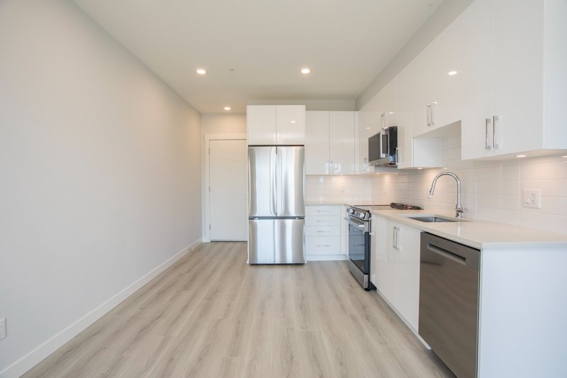 2 Bedroom Apartment for Rent - 8423 Cedar St, Mission, BC 3