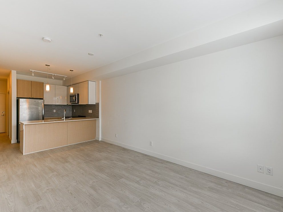 2 Bedroom Apartment for Rent - 19567 64 Ave, Surrey, BC 5
