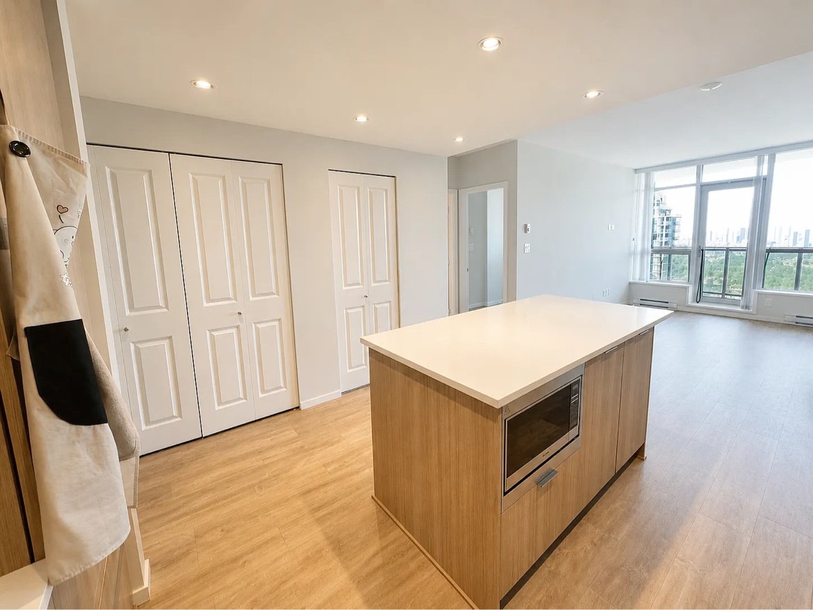 2 Bedroom Apartment for Rent - 6638 Dunblane Ave, Burnaby, BC 3
