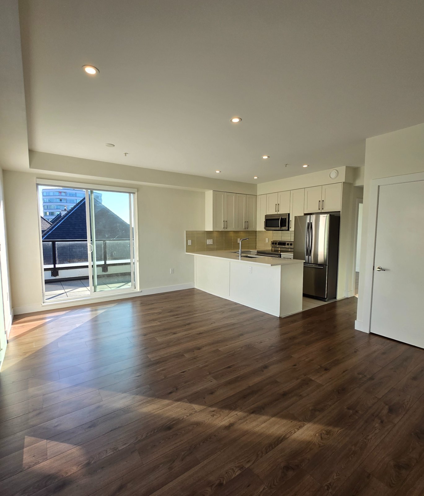 2 Bedroom Apartment for Rent - 218 Carnarvon St, New Westminster, BC 2