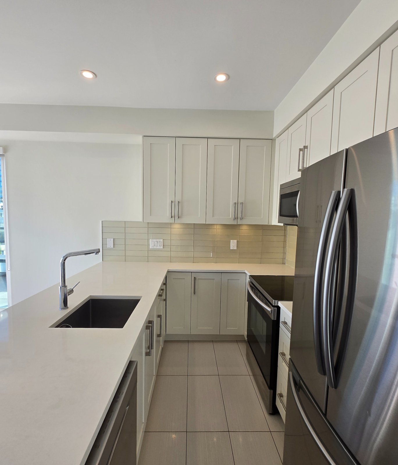 2 Bedroom Apartment for Rent - 218 Carnarvon St, New Westminster, BC 3