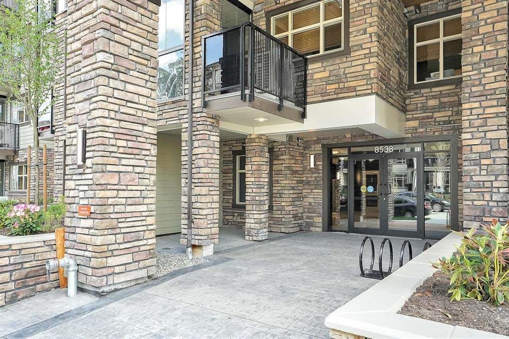 2 Bedroom Apartment for Rent - 8538 203A St, Langley, BC 2