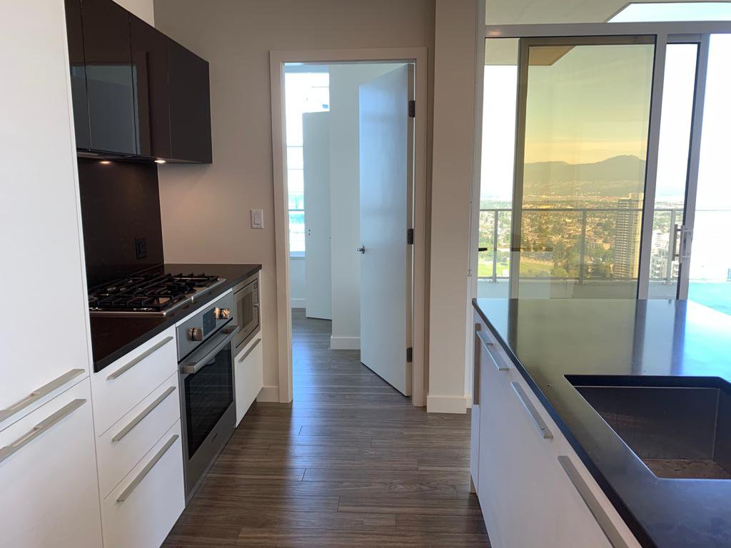 2 Bedroom Apartment for Rent - 6383 McKay Ave, Burnaby, BC 2
