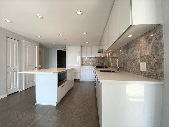 2 Bedroom Apartment for Rent - 6700 Dunblane Ave, Burnaby, BC 4