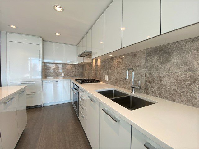 2 Bedroom Apartment for Rent - 6700 Dunblane Ave, Burnaby, BC 3