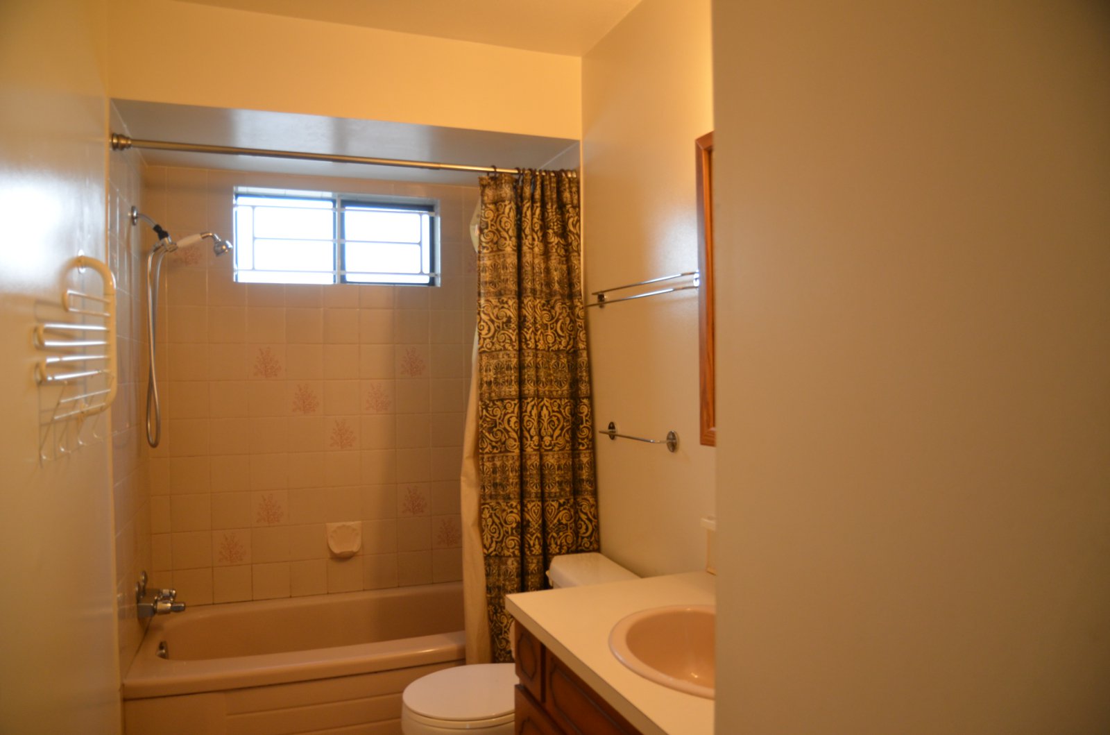 2 Bedroom Private Suite for Rent - 3455 E 28th Ave, Vancouver, BC 5