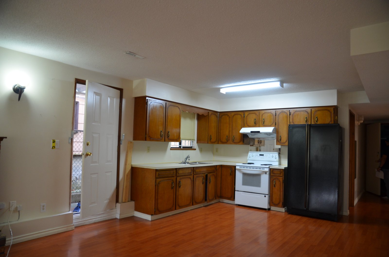 2 Bedroom Private Suite for Rent - 3455 E 28th Ave, Vancouver, BC 2