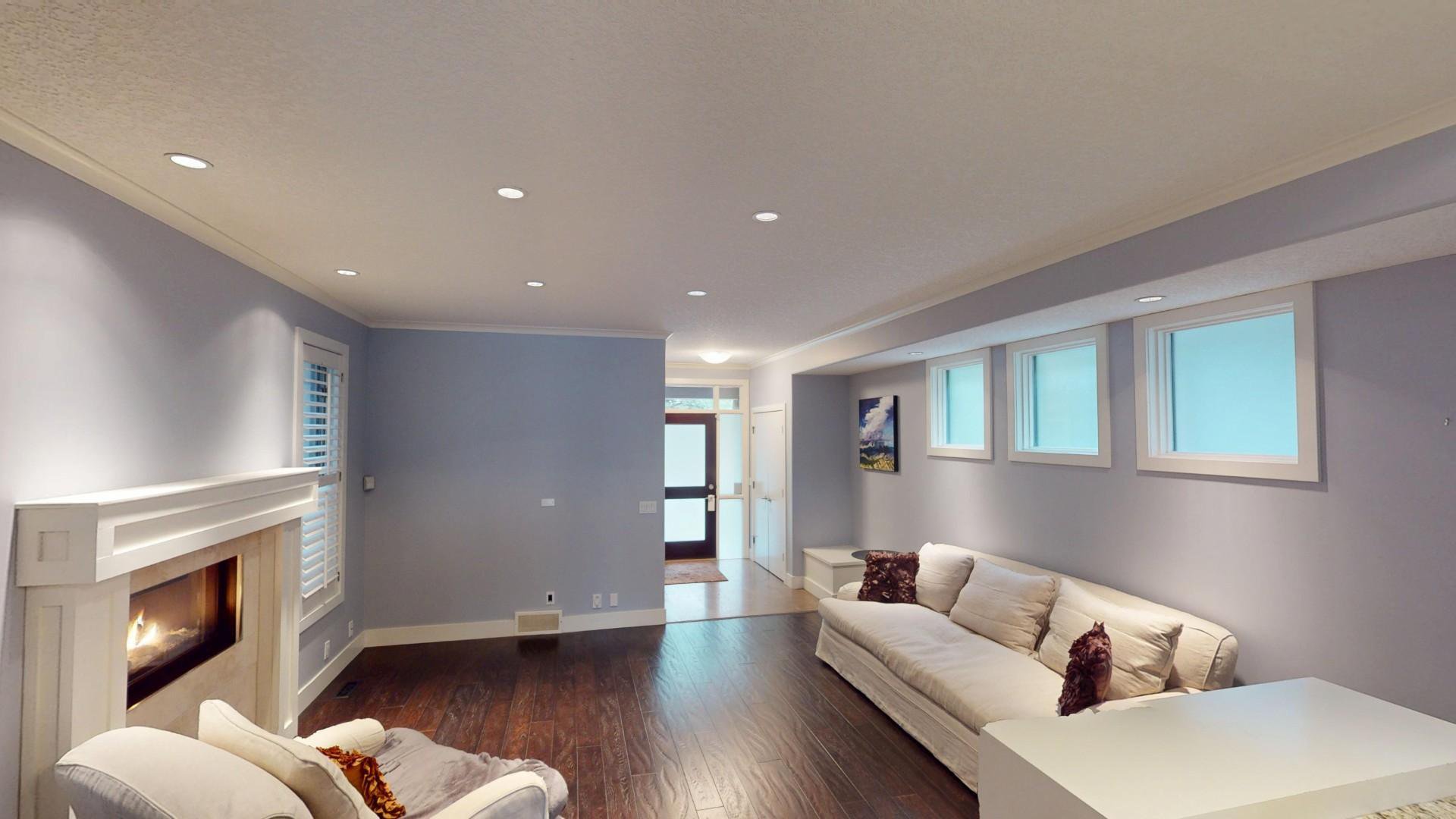 5 Bedroom House for Rent - 448 13 Street Nw, Calgary, AB 3