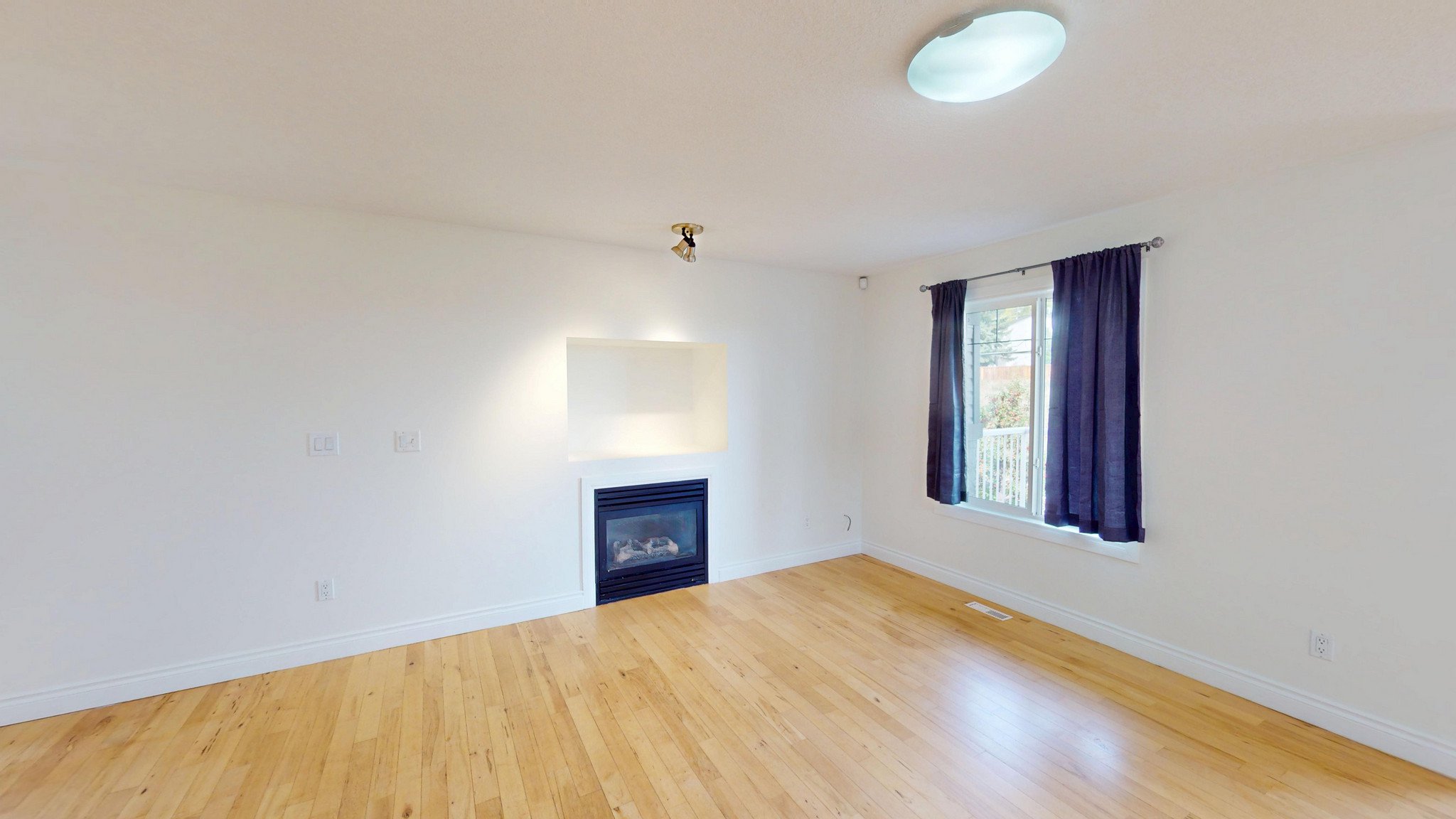 4 Bedroom House for Rent - 1331 8 Ave Ne, Calgary, AB 4