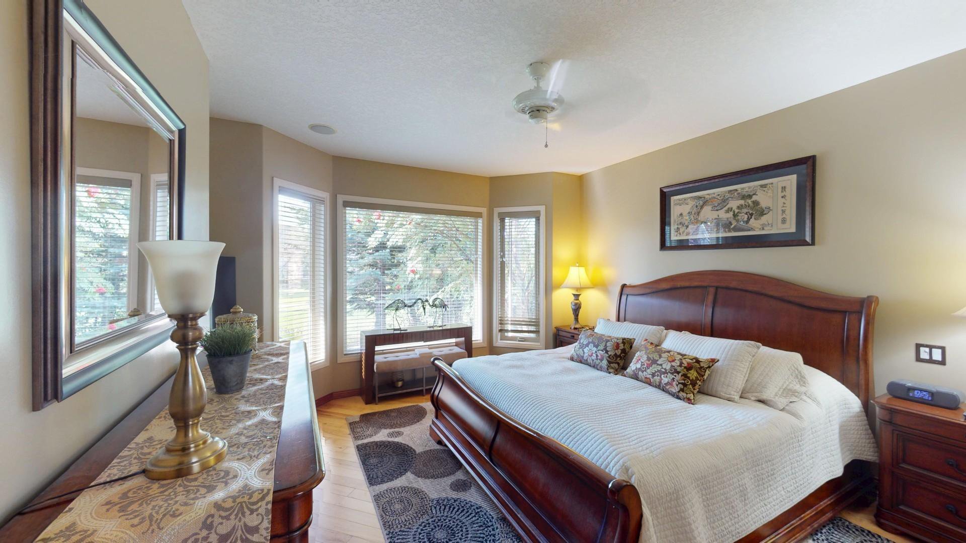 2 Bedroom House for Rent - 209 Everglade Way Sw, Calgary, AB 5