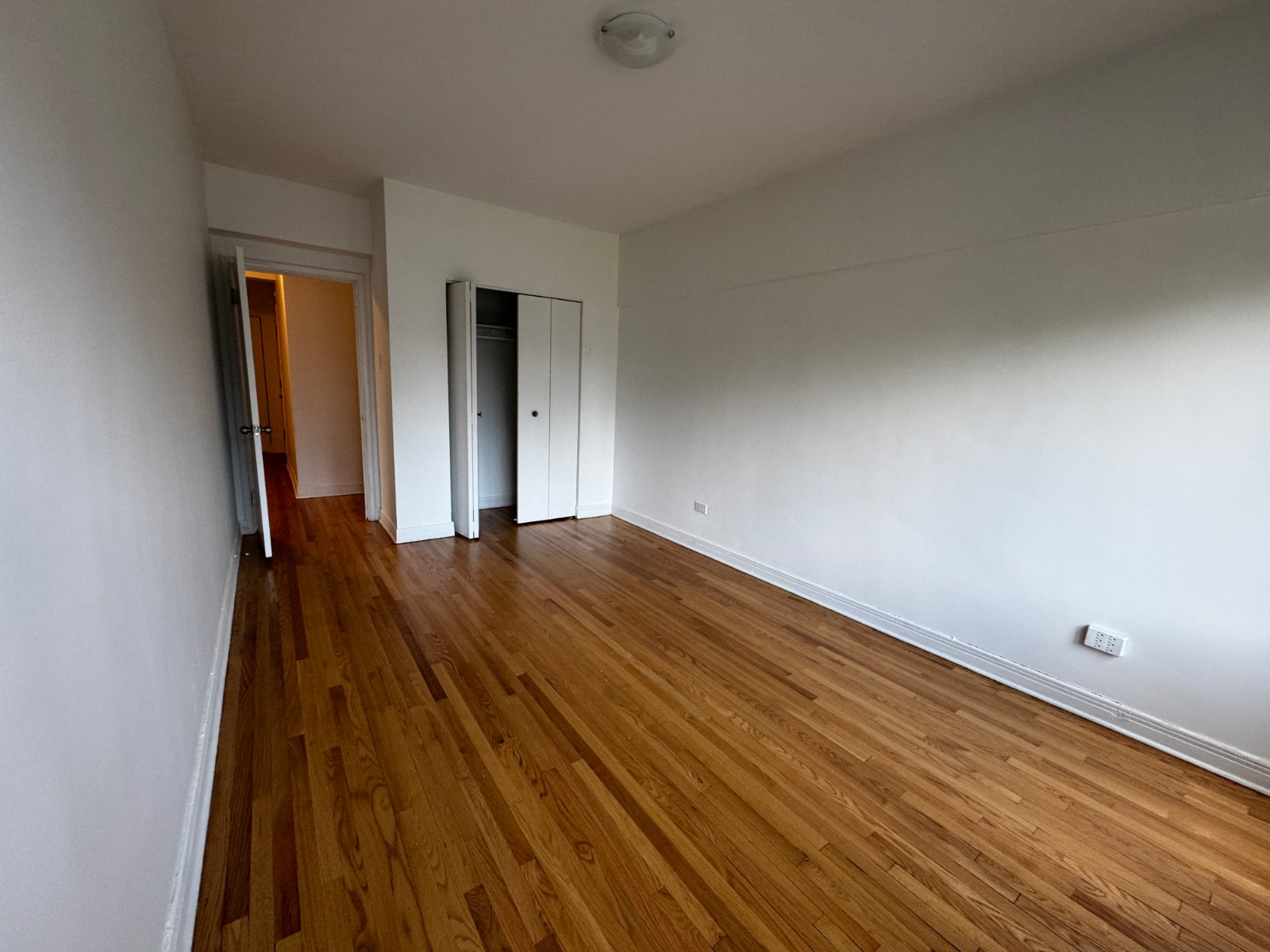 2 Bedroom Apartment for Rent - 1000 Chemin Marlboro, Mont-Royal, QC 4