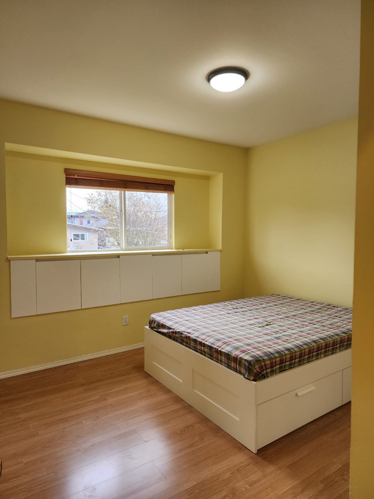 3 Bedroom Garden Suite for Rent - Tanner St, Vancouver, BC 4