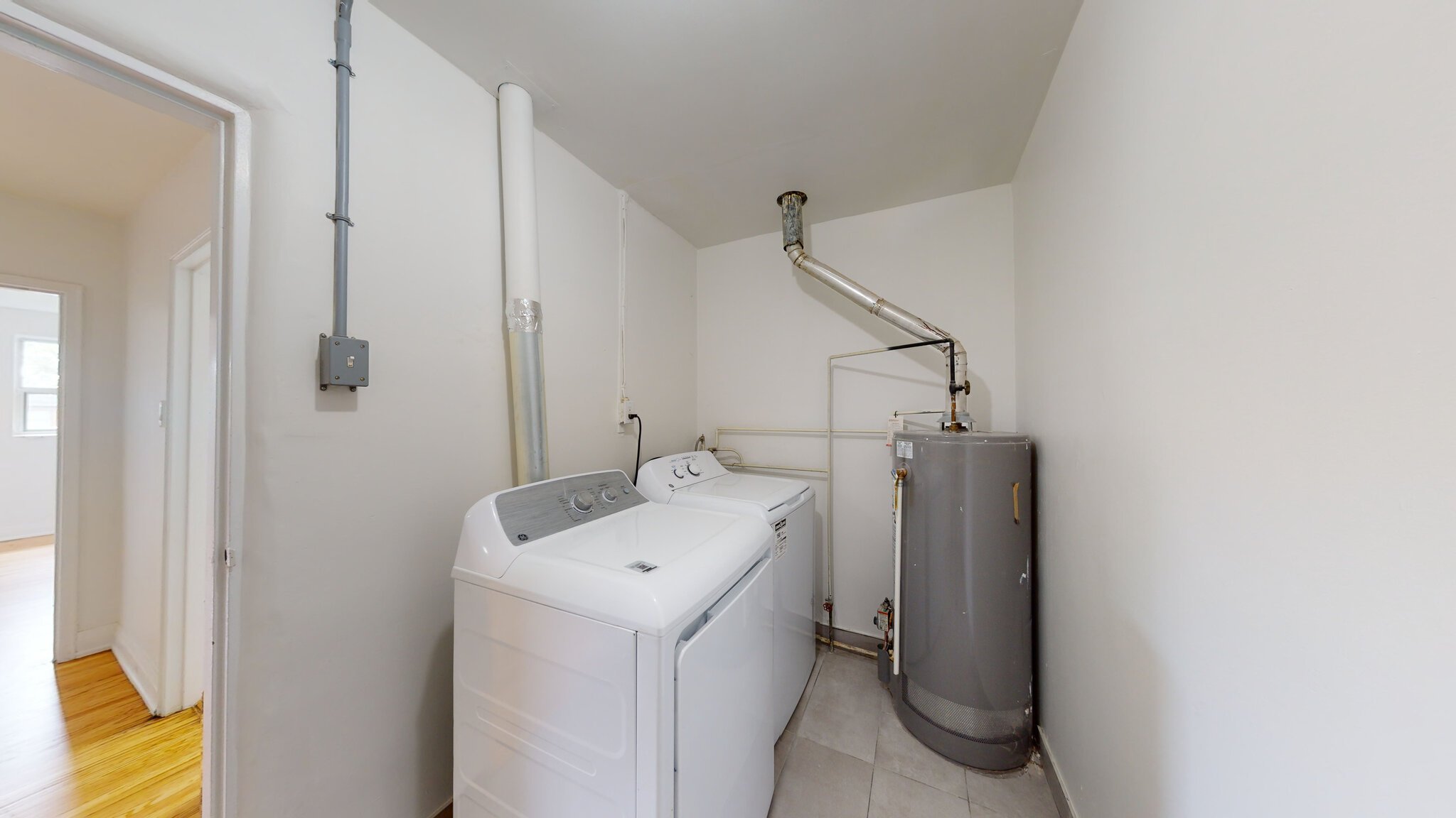 2 Bedroom Apartment for Rent - 1259-1275 Brant St, Burlington, ON 2