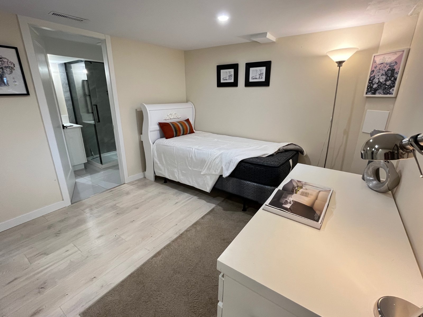 Room in House for Rent - W 49th Ave, Vancouver, BC 2