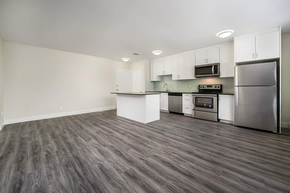 Studio Apartment for Rent - 2893 & 2897 St Clair Avenue East, Toronto, ON 2