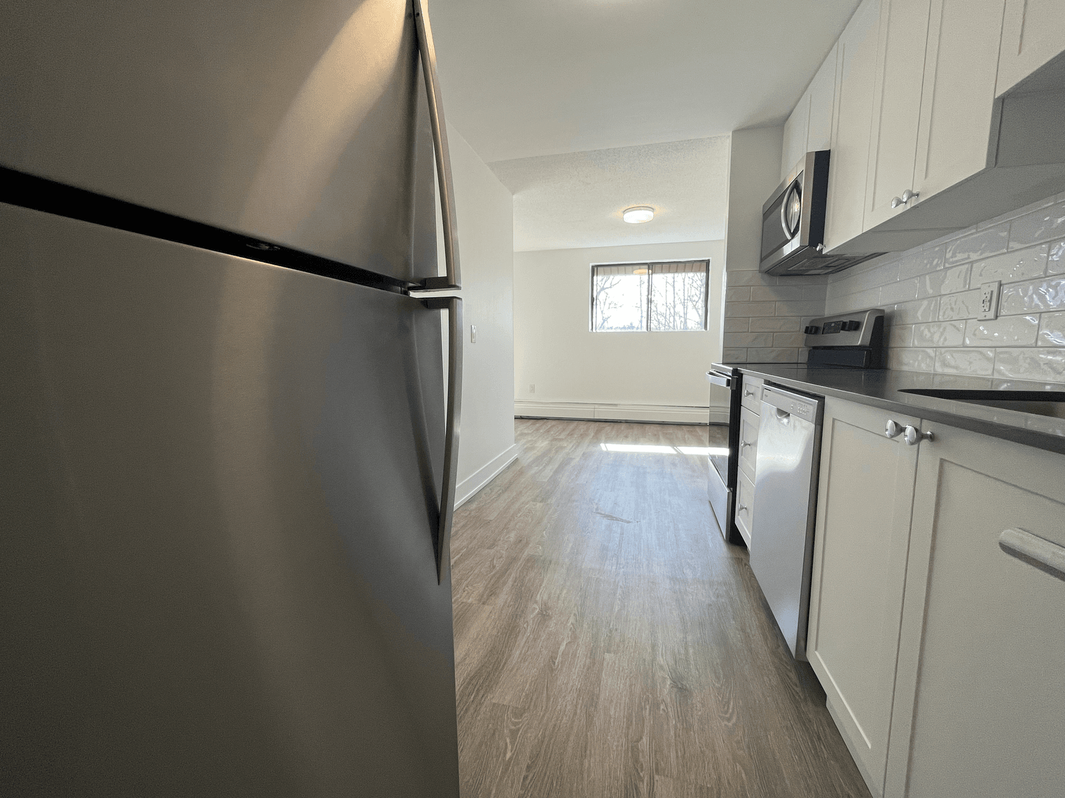2 Bedroom Apartment for Rent - 139 Christopher Drive,205 & 215 Champlain Blvd, Cambridge, ON 3
