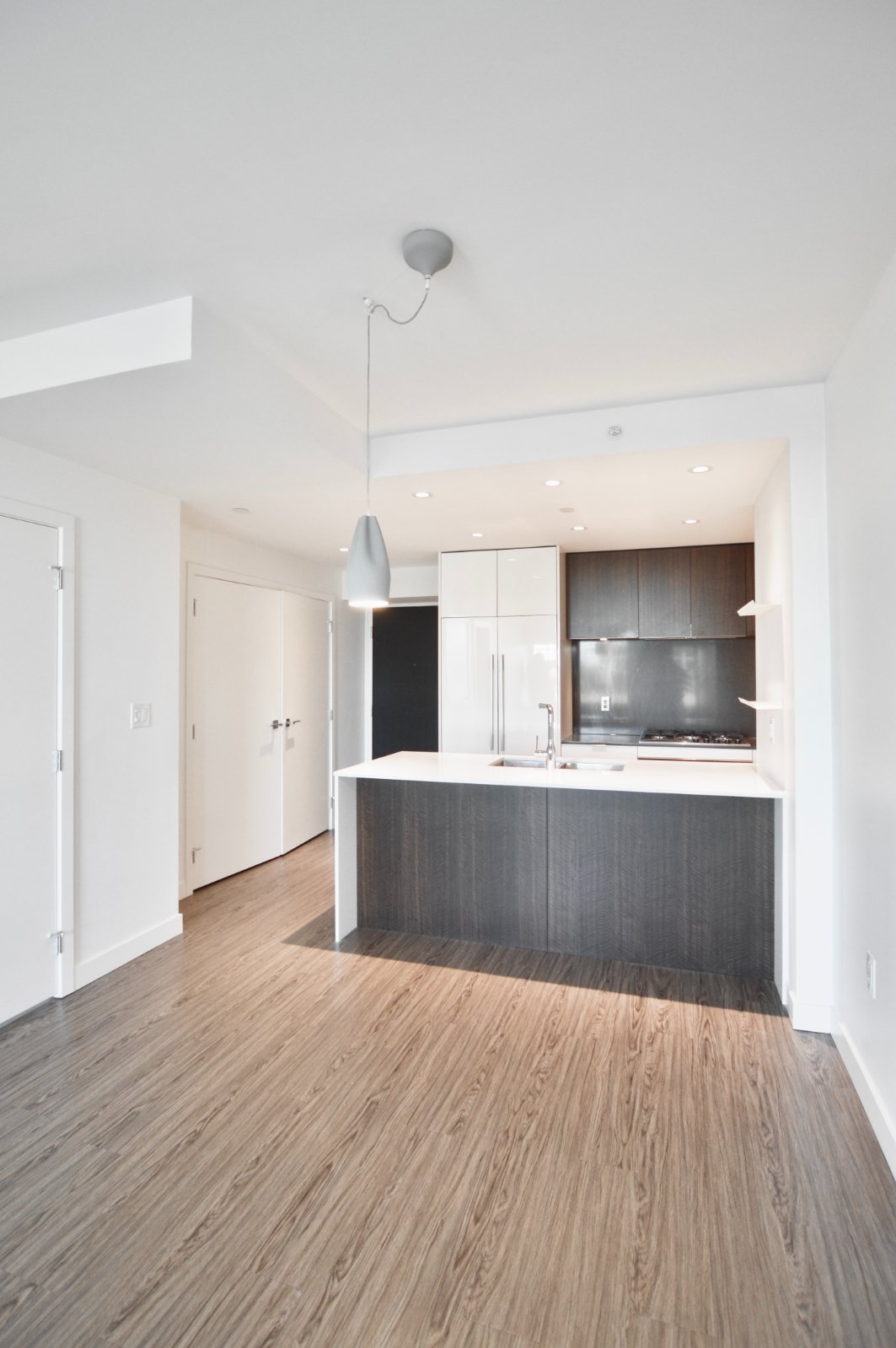 2 Bedroom Apartment for Rent - 209 E 7th Ave, Vancouver, BC 2