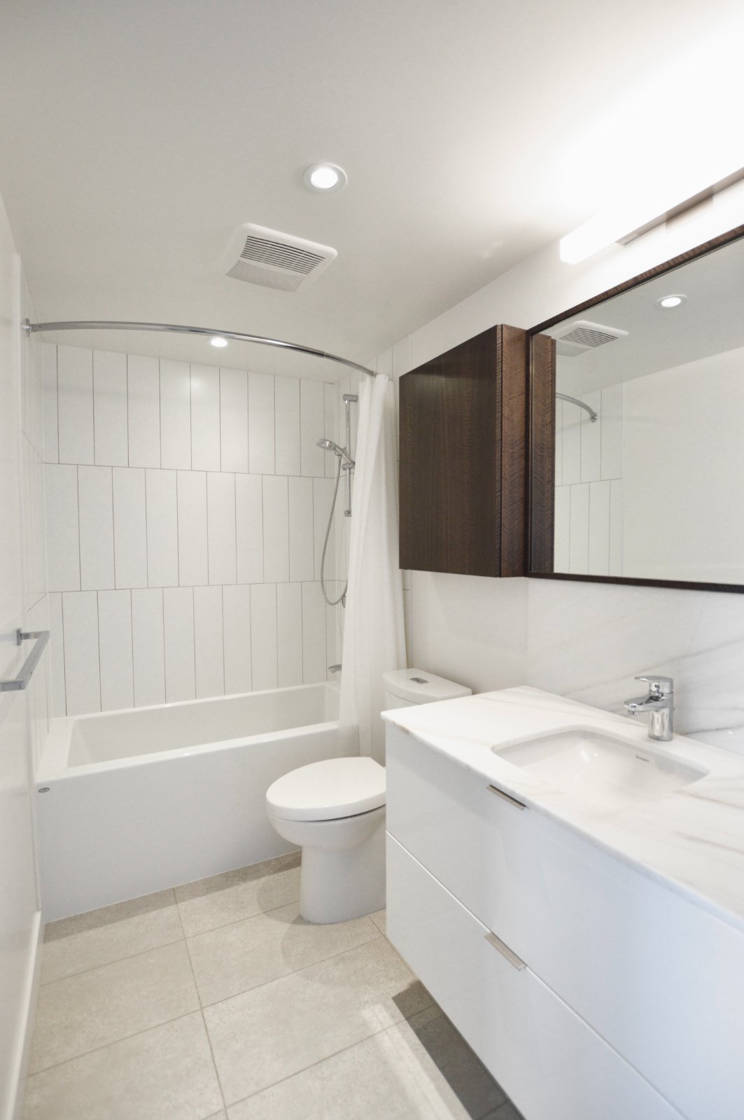 2 Bedroom Apartment for Rent - 209 E 7th Ave, Vancouver, BC 5