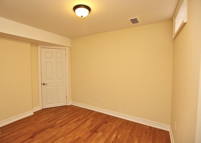 2 Bedroom Basement Suite for Rent - Shadetree Dr, Mississauga, ON 4