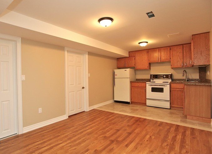 2 Bedroom Basement Suite for Rent - Shadetree Dr, Mississauga, ON 2