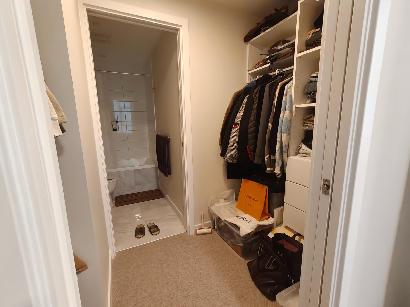 2 Bedroom Apartment for Rent - 4168 Lougheed Highway, Burnaby, BC 3