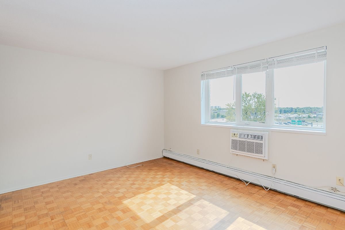 2 Bedroom Apartment for Rent - 5 Valhalla Drive, Winnipeg, MB 2