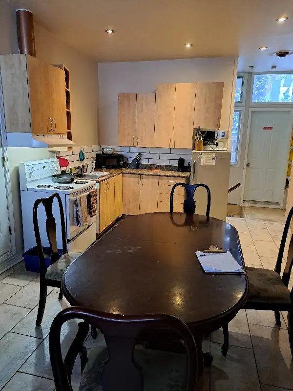 Room in House for Rent - 183 Rue Doyon, Châteauguay, QC 2